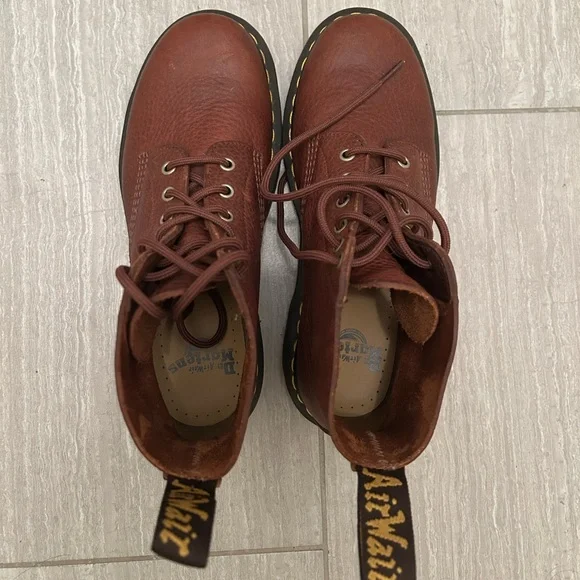 Dr. Marten 101 Ambassador Leather Ankle Boots - Picture 2 of 7